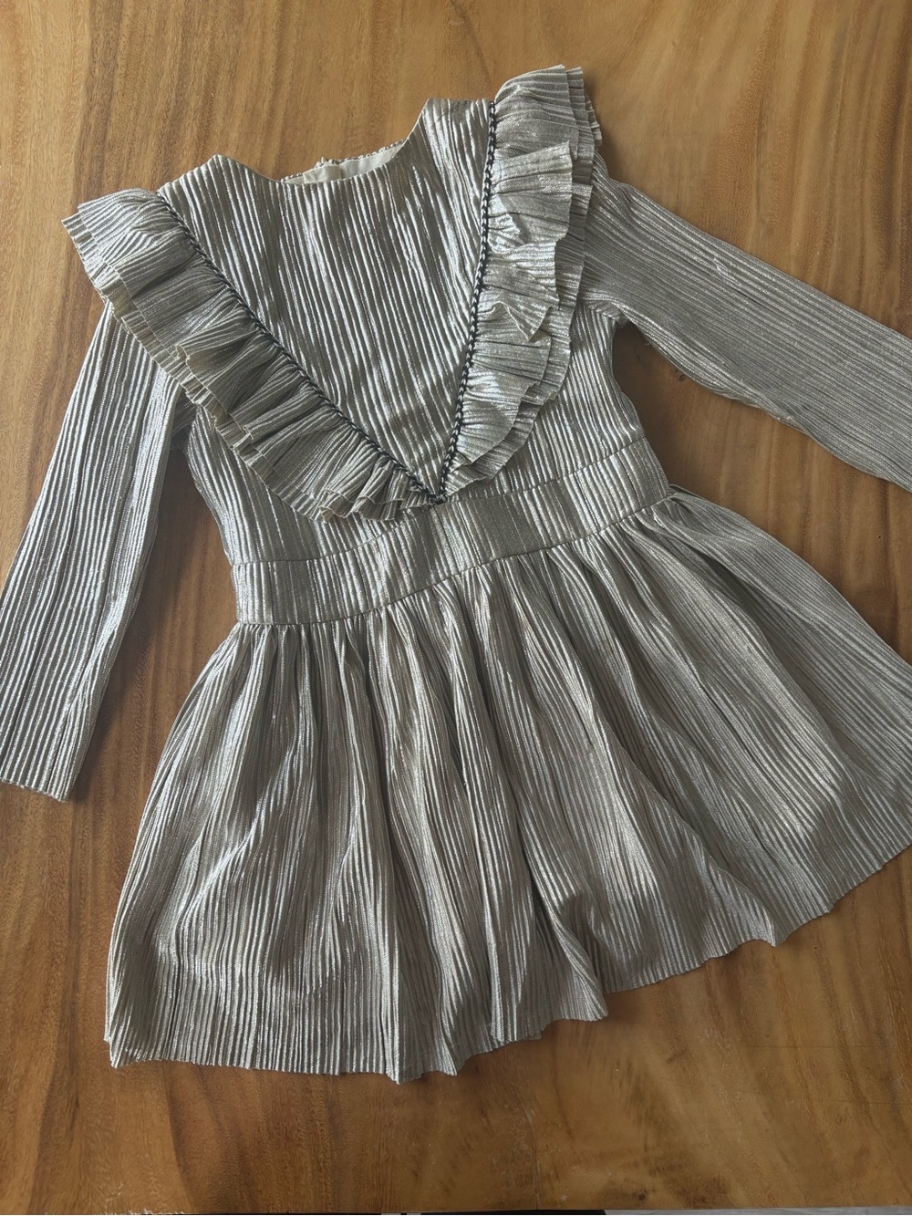 Carrément Beau 4T Metallic Silver Ruffle-Trim Long-Sleeve Kids Party Dress 💫